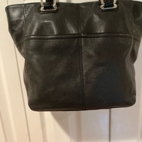 Tignanello bag in EUC! - Picture 2 of 7